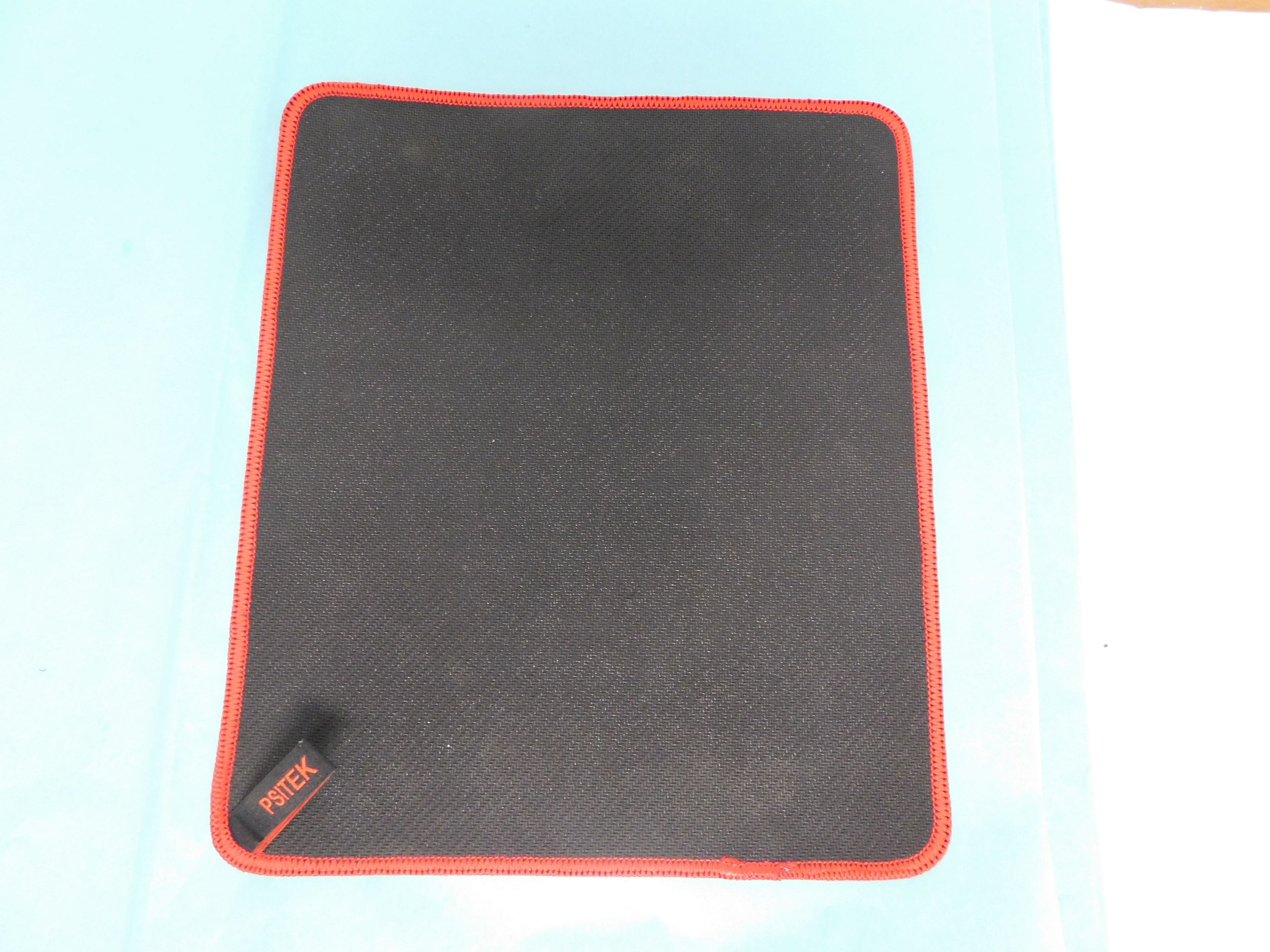 PSitek 10" X 8.5" Mouse Pad Red