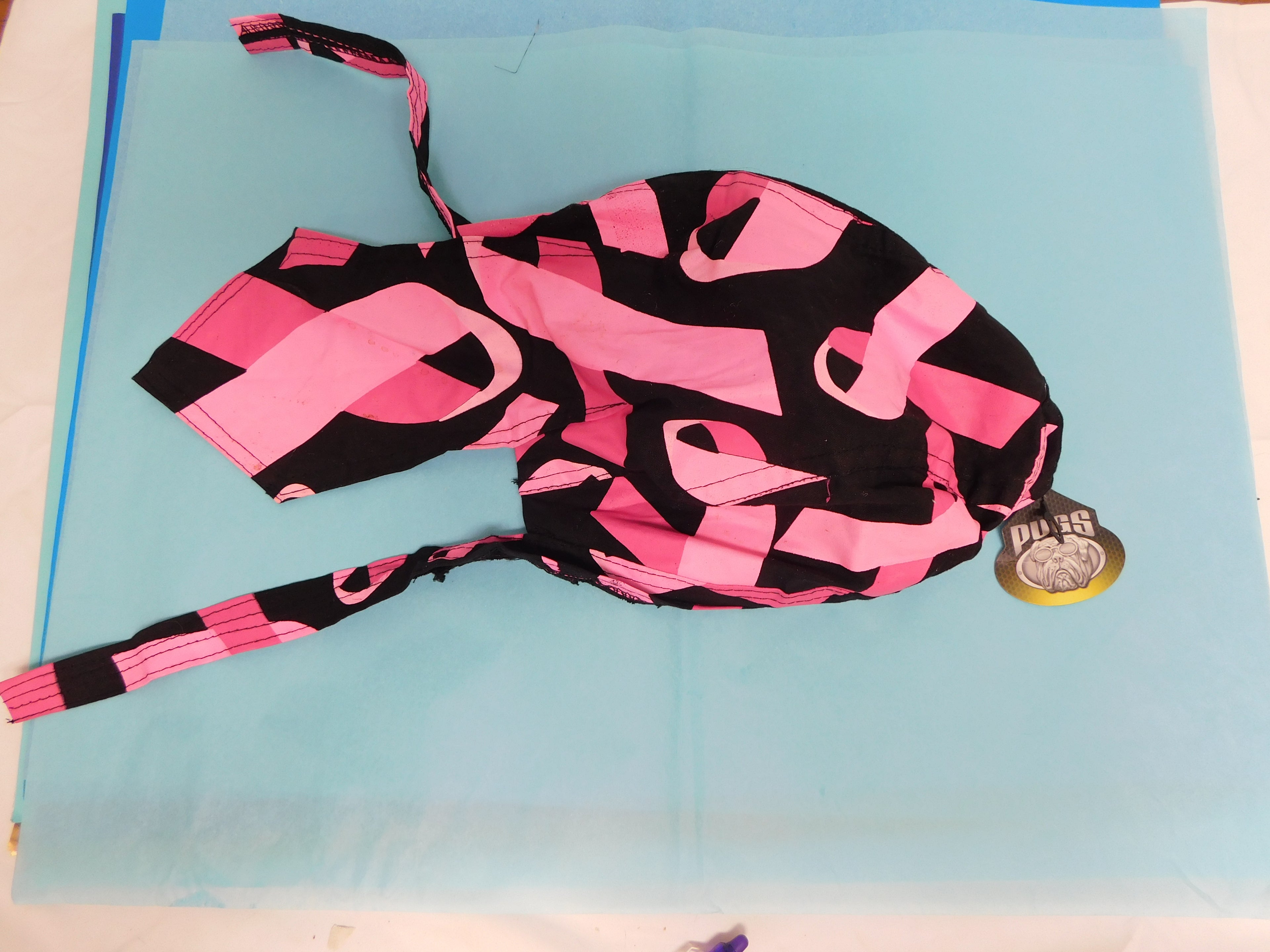 Pugs Durag Black with Pink Ribbons