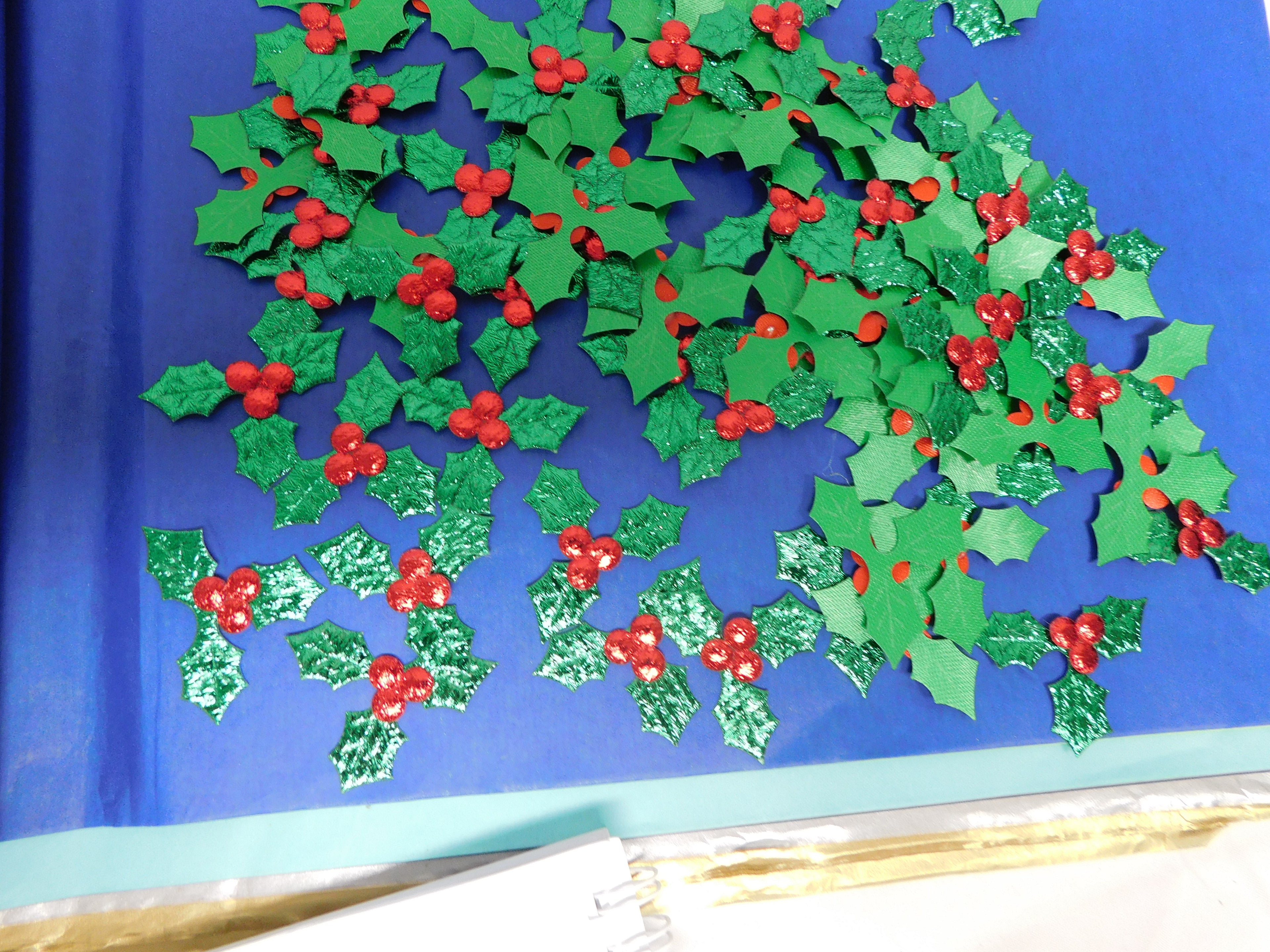 Holly Leaves and Resign snowflakes
