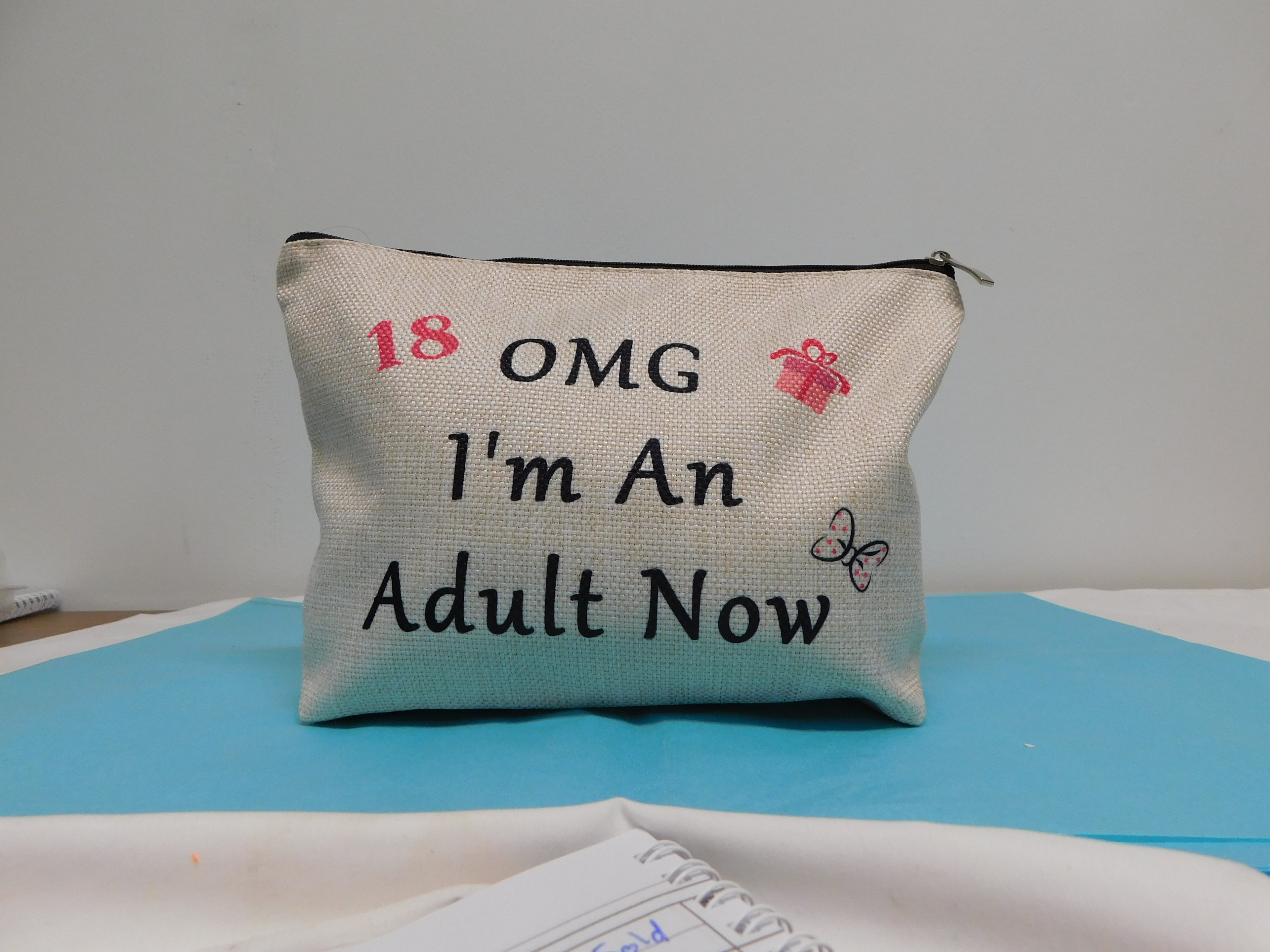 Make Up Bag OMG I'm 18