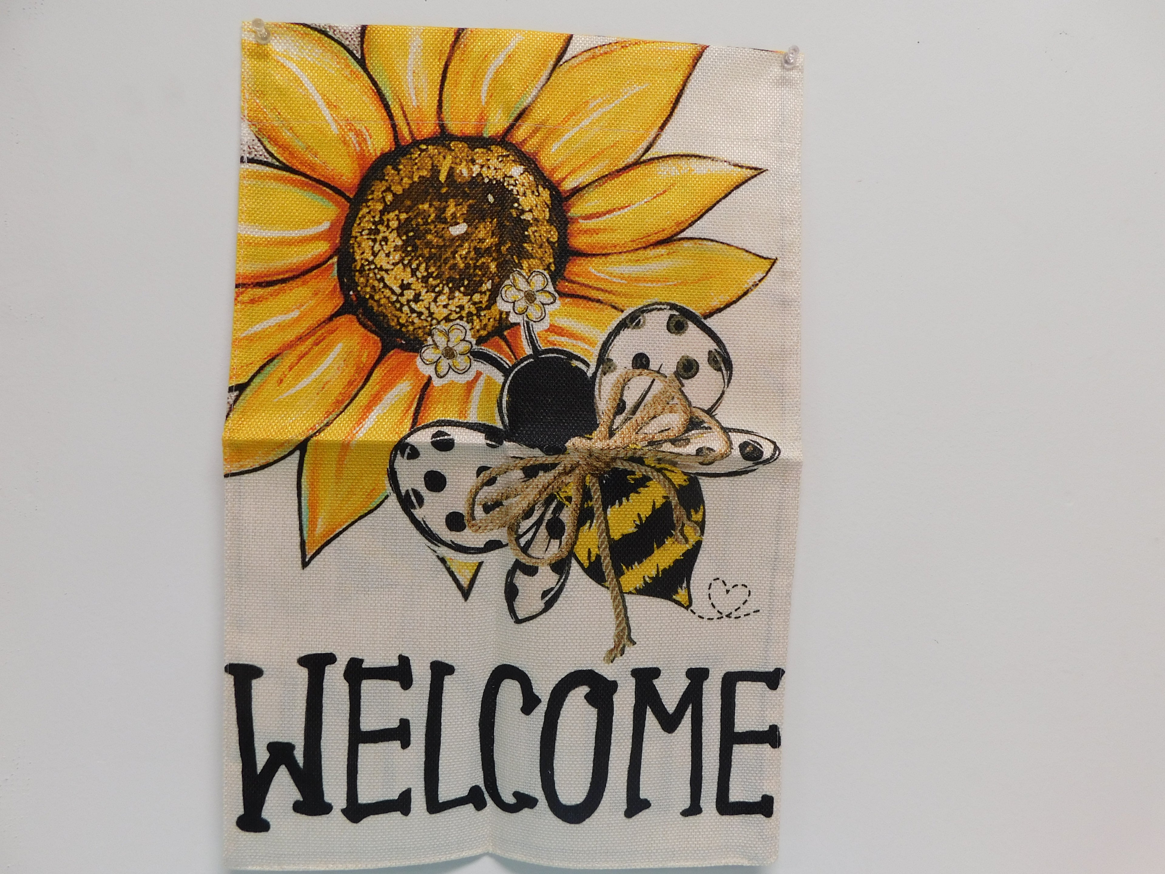 Yard Flag Beige with Flower and Bee